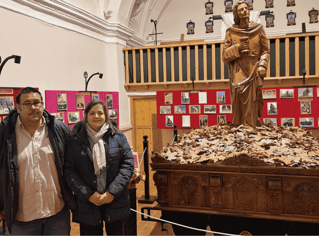 La Cofradía del Nazareno exhibe una exposición sobre el San Juan
