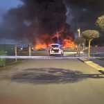 Humo del incendio en La Bañeza con aviso de precaución a la población