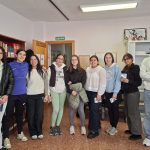 Alumnos del IES Ornia visitando el Archivo Histórico de La Bañeza