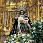 Procesión del Viernes de Dolores en La Bañeza con la Virgen de las Angustias