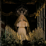 Virgen de la Amargura en la Procesión del Silencio en la plaza Mayor de La Bañeza